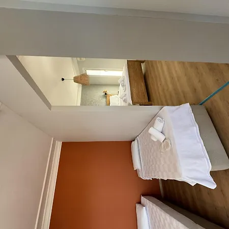 Bed & Breakfast Gerence By Lamira Alacati