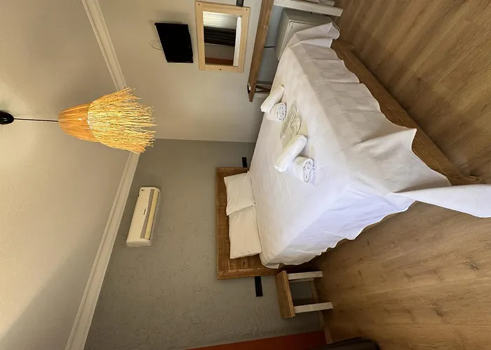 Bed & Breakfast Gerence By Lamira *